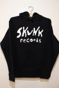 [SKUNK records] FRONT Logo Pull HOODIE -BLACK-