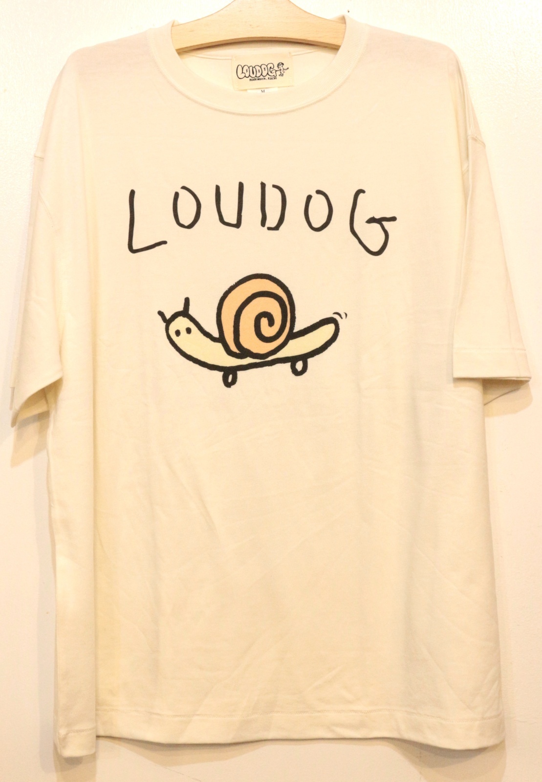 画像1: [LOU DOG] LOUDOG カタツムリさん ビッグS/STee -オフホワイト- (1)